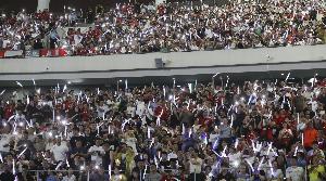 新闻周刊:球迷代抢苏超门票2217张牟利38万被判刑 各并处罚金3万